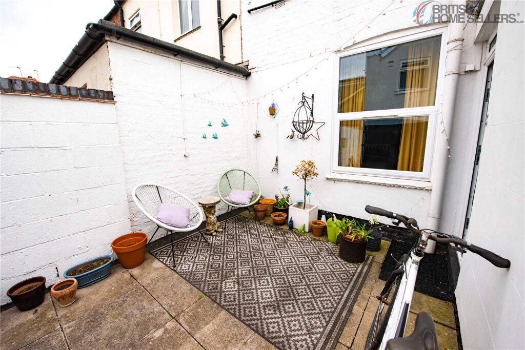 Additional property image - Rugby Road, Cubbington, Leamington Spa, CV32