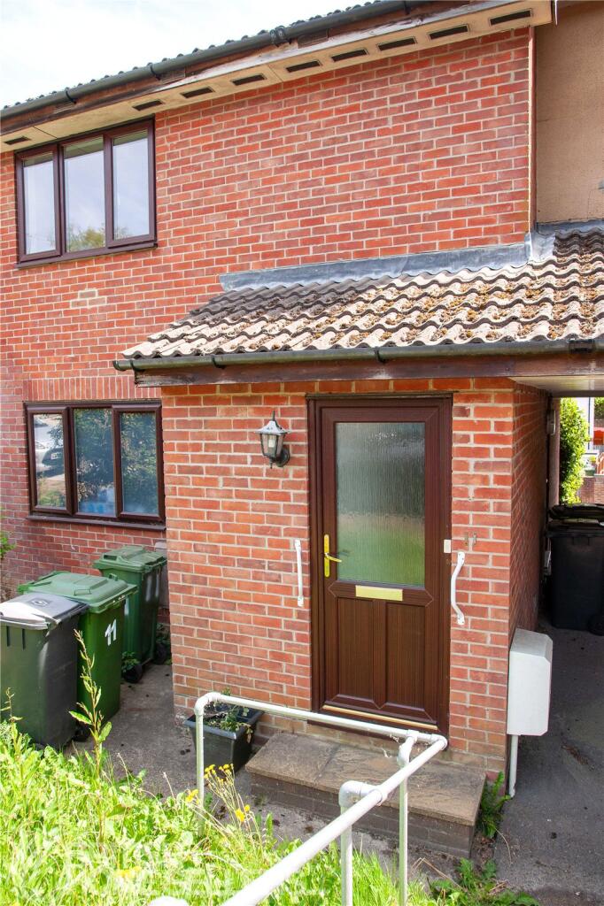 Main image of property: The Yews, Horndean, Waterlooville, Hampshire, PO8