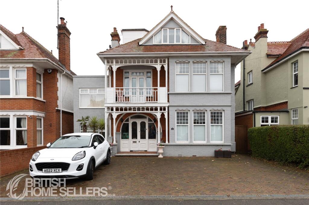 Main image of property: St. Vincent Road, Clacton-on-Sea, Essex, CO15
