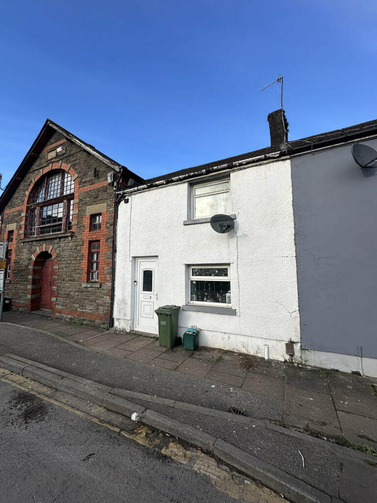 2 bedroom terraced house for sale in 120 Hopkinstown Road, Pontypridd
