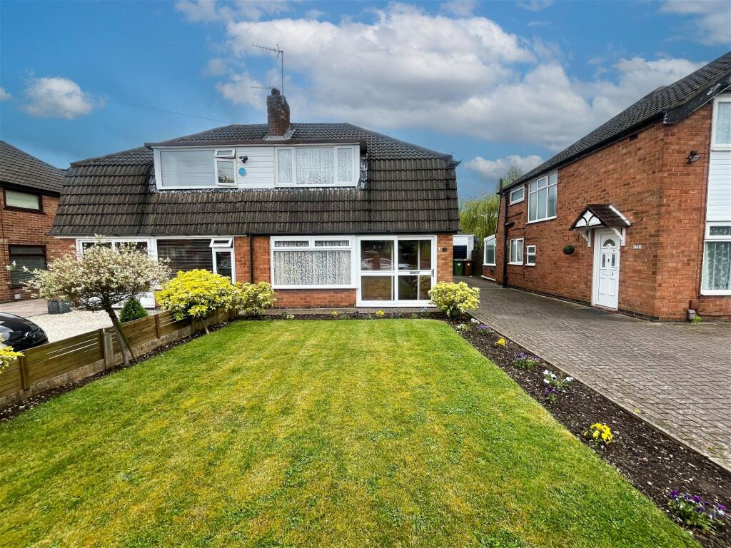 3 bedroom semidetached house for sale in Fallowfield Road, Solihull