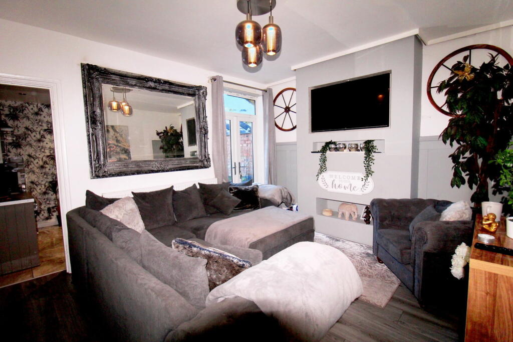 Additional property image - Wood End Road, Erdington
