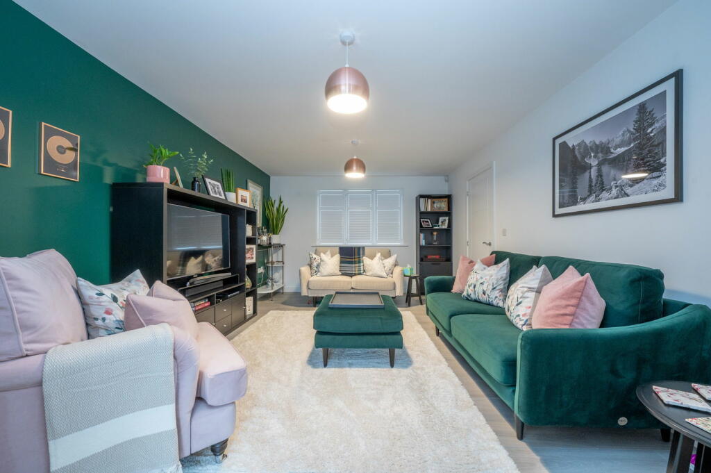 Additional property image - Pastures Drive, Tidbury Green