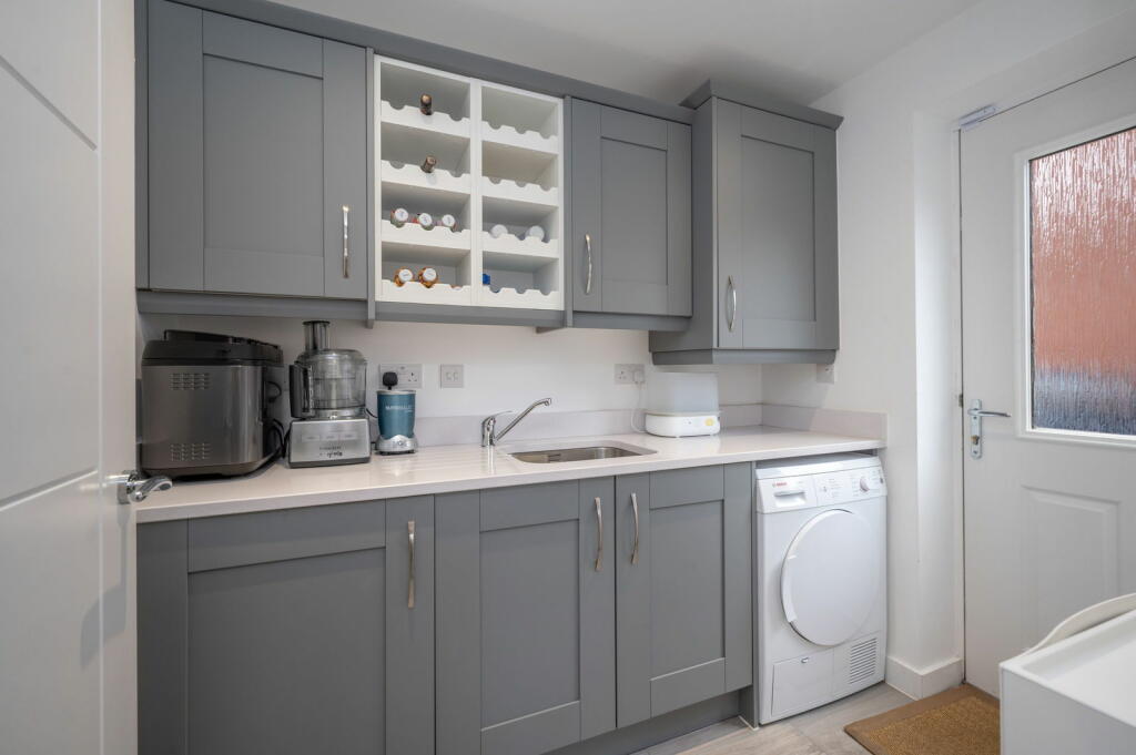 Additional property image - Pastures Drive, Tidbury Green
