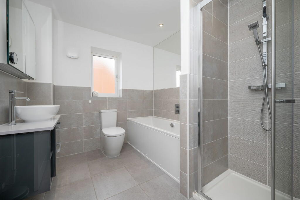 Additional property image - Pastures Drive, Tidbury Green