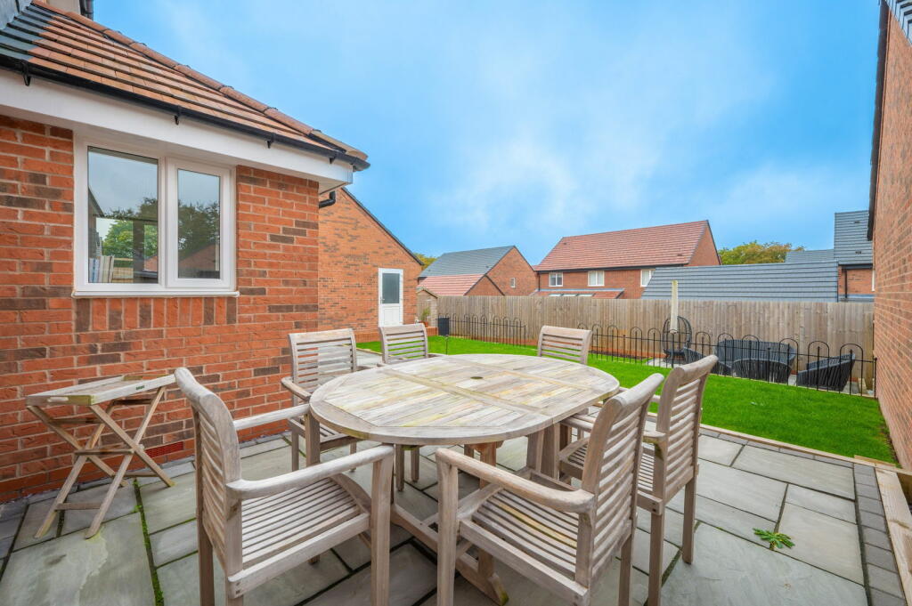 Additional property image - Pastures Drive, Tidbury Green