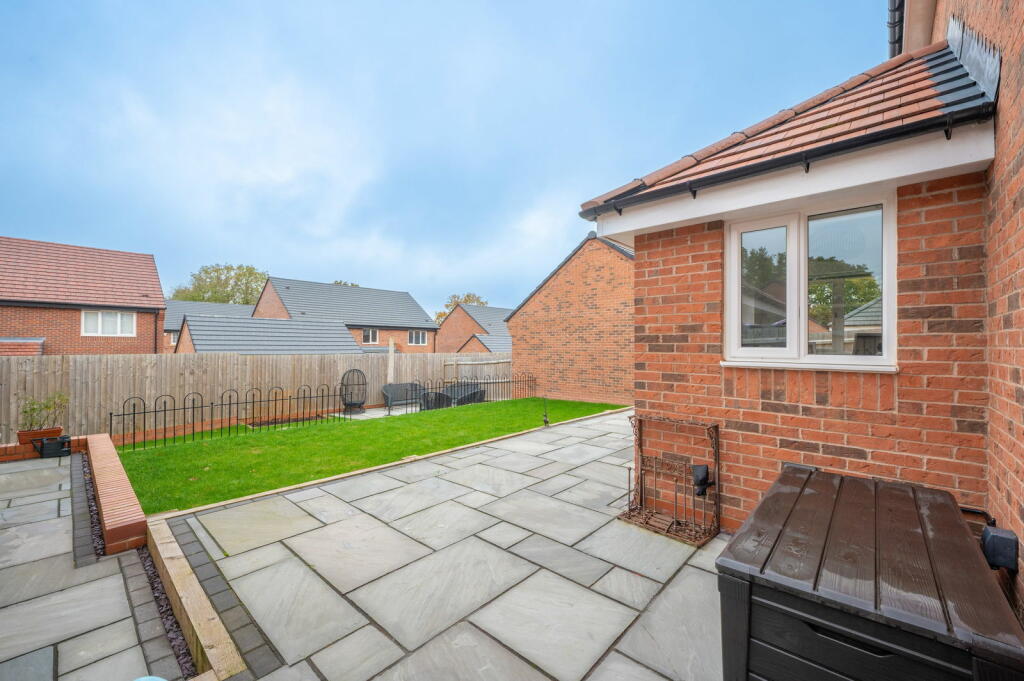 Additional property image - Pastures Drive, Tidbury Green