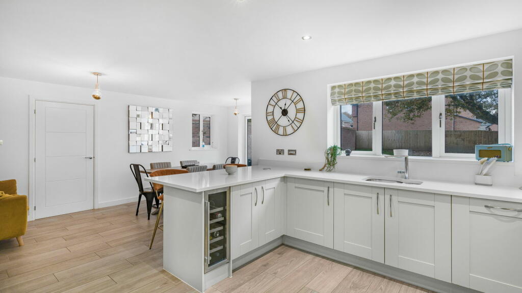 Additional property image - Pastures Drive, Tidbury Green, B90