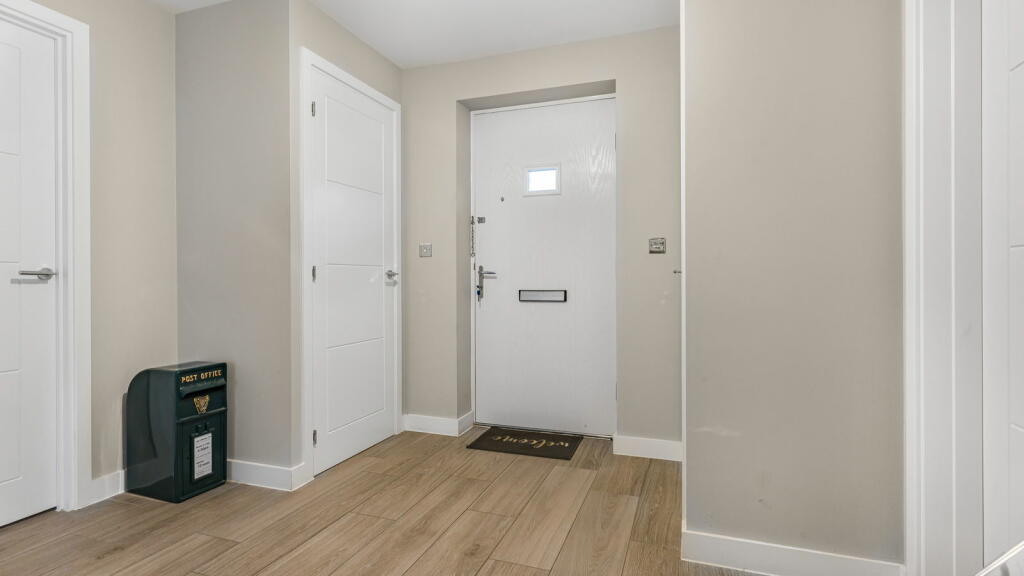 Additional property image - Pastures Drive, Tidbury Green, B90