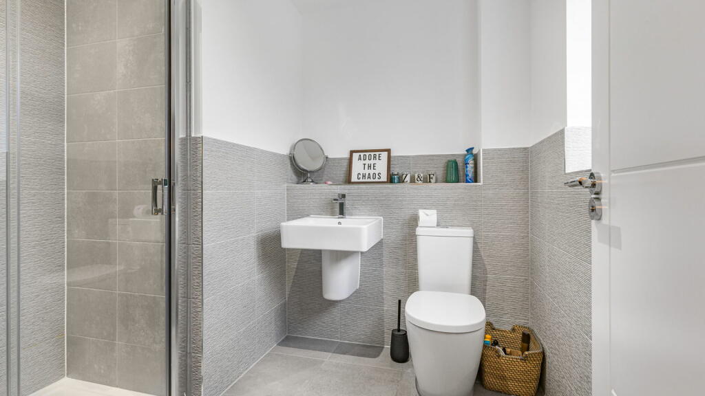 Additional property image - Pastures Drive, Tidbury Green, B90