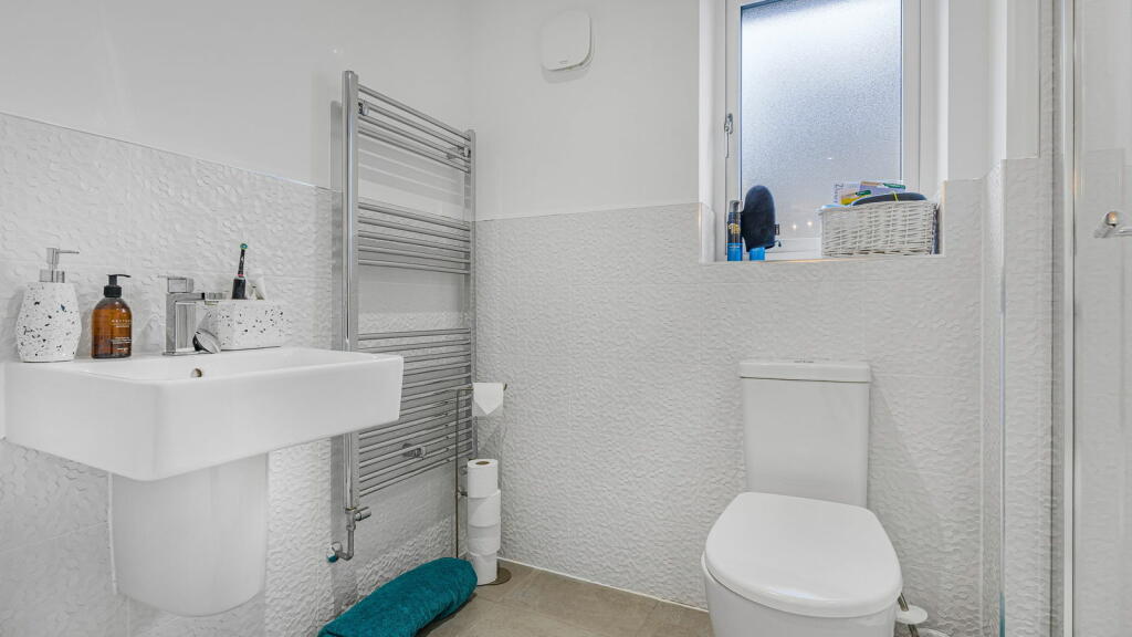 Additional property image - Pastures Drive, Tidbury Green, B90