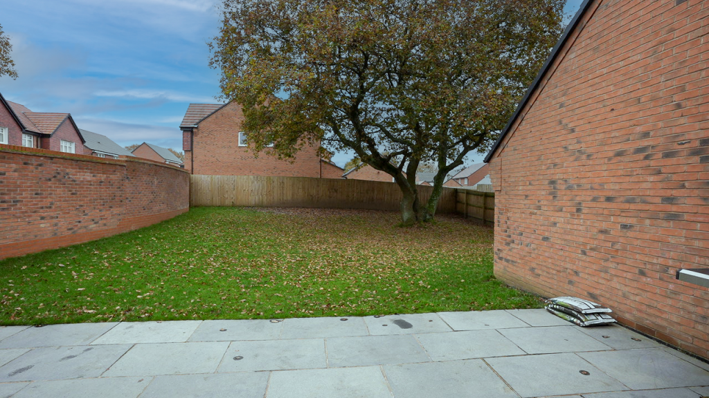 Additional property image - Pastures Drive, Tidbury Green, B90