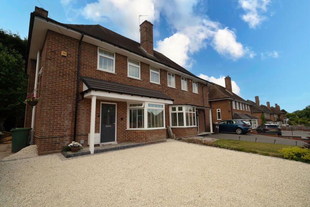 Main image of property: Tanhouse Farm Road,Solihull,B92 9EY