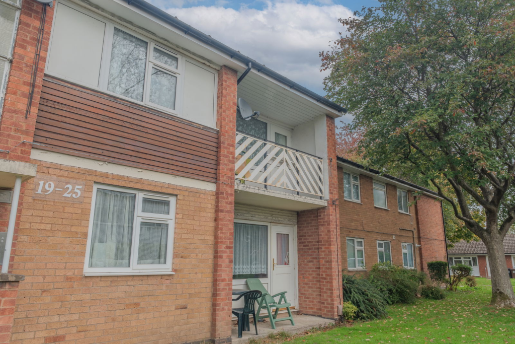 Main image of property: Gosford Walk, Solihull, B92 8TA