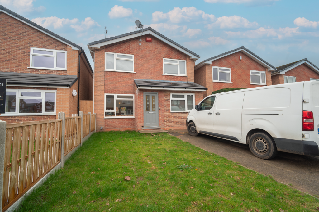 Main image of property: Nairn Close, Birmingham, B28 0NX
