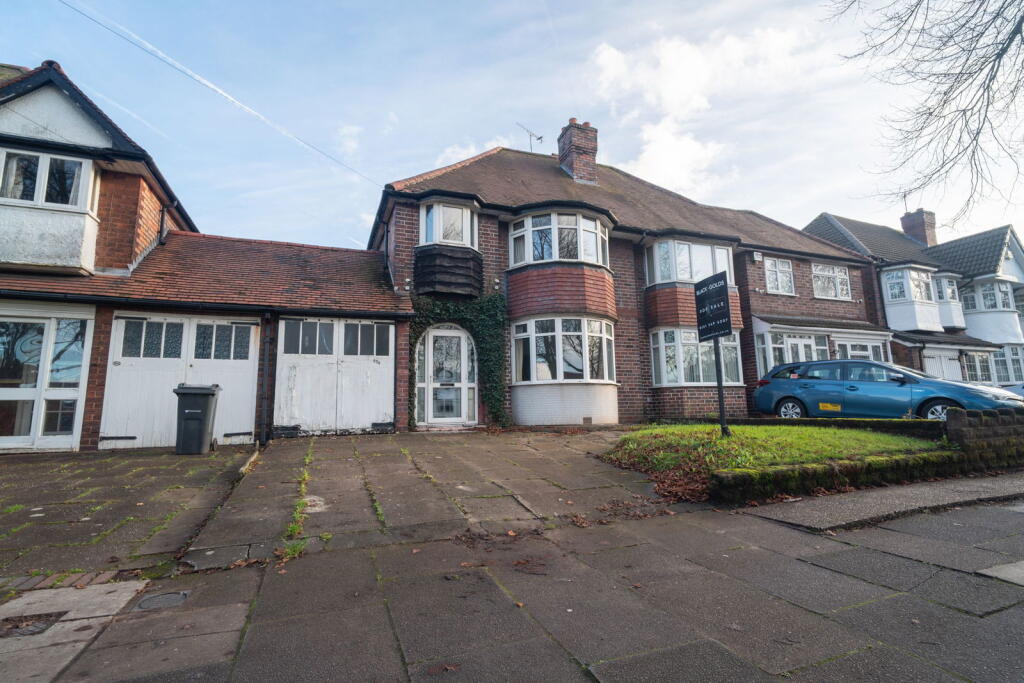Main image of property: Fox Hollies Road, Hall Green, Birmingham, B28 8RW