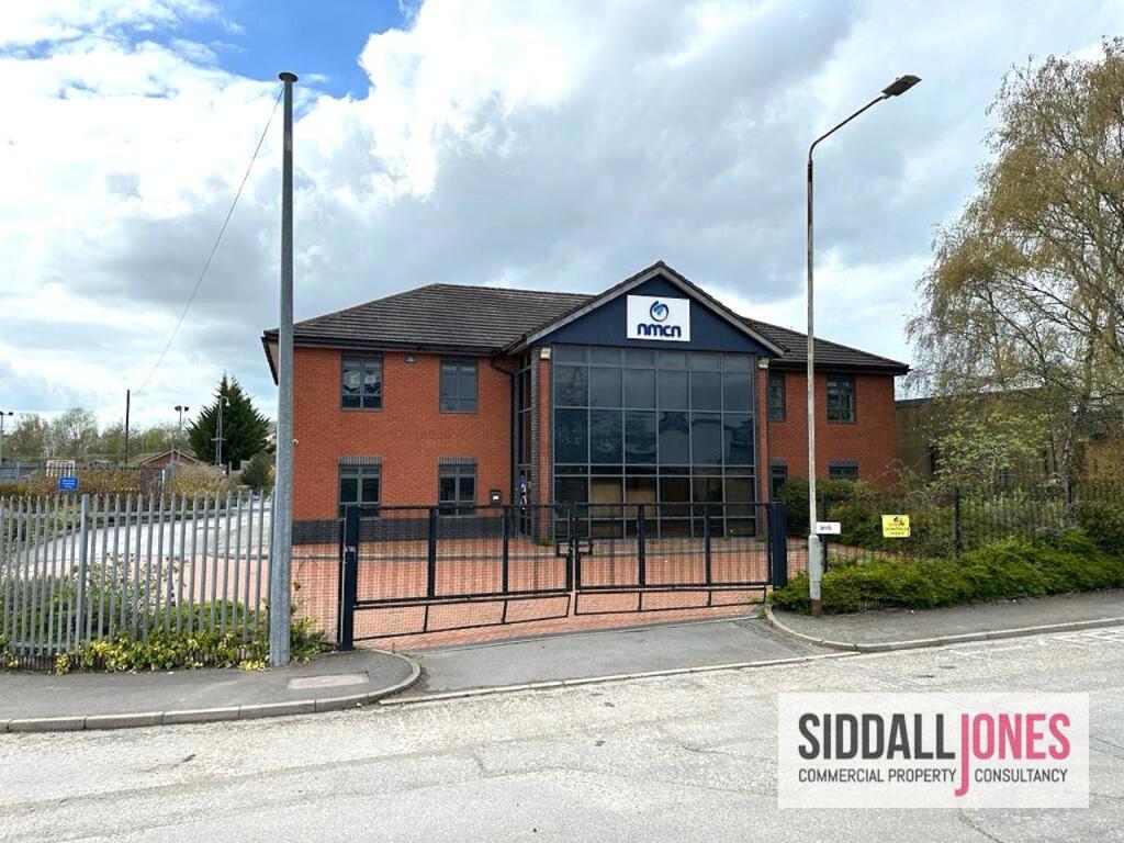 Office to lease in Nunn Close, SuttoninAshfield, Nottinghamshire