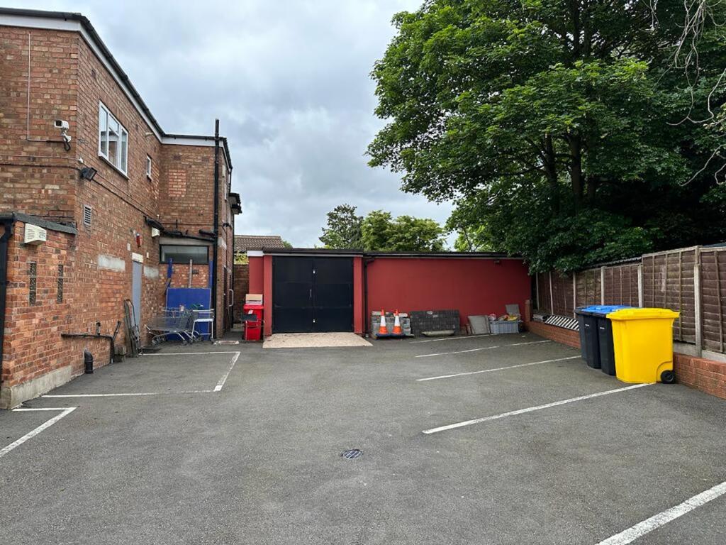 Additional property image - 202 Bradford Road, Castle Bromwich, Birmingham, B36 9AA