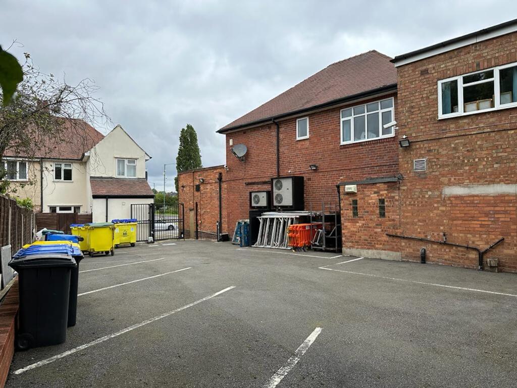 Additional property image - 202 Bradford Road, Castle Bromwich, Birmingham, B36 9AA