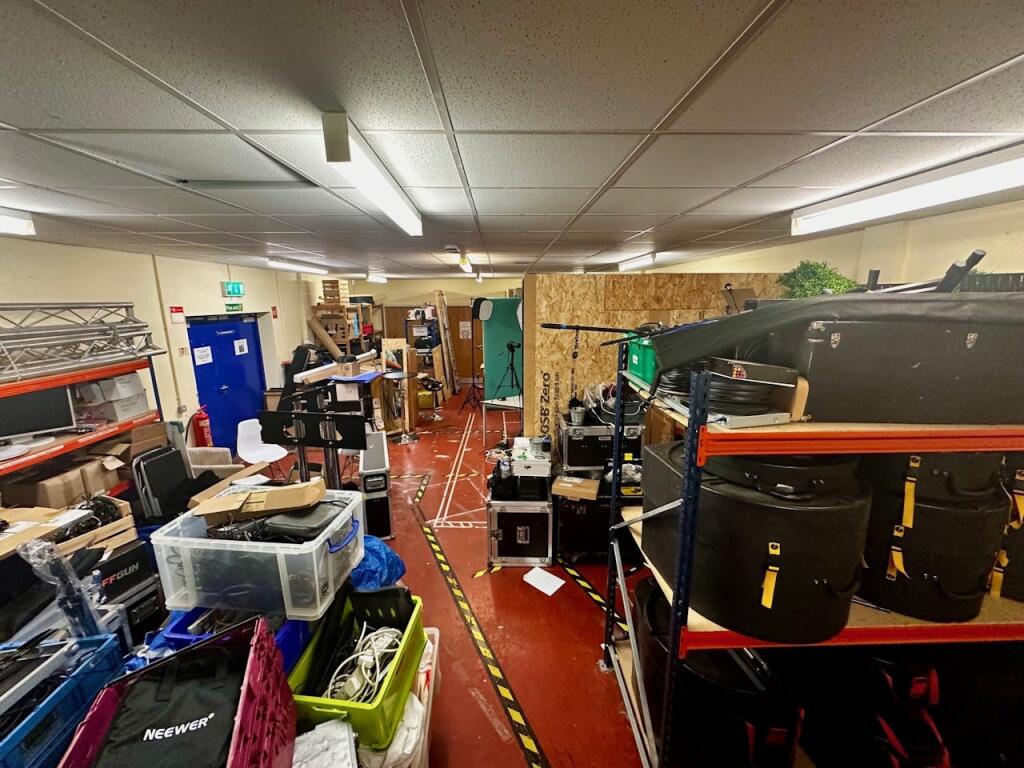 Additional image 5 of Unit D2 Coombswood Way, Halesowen, West Midlands, B62 8BH
