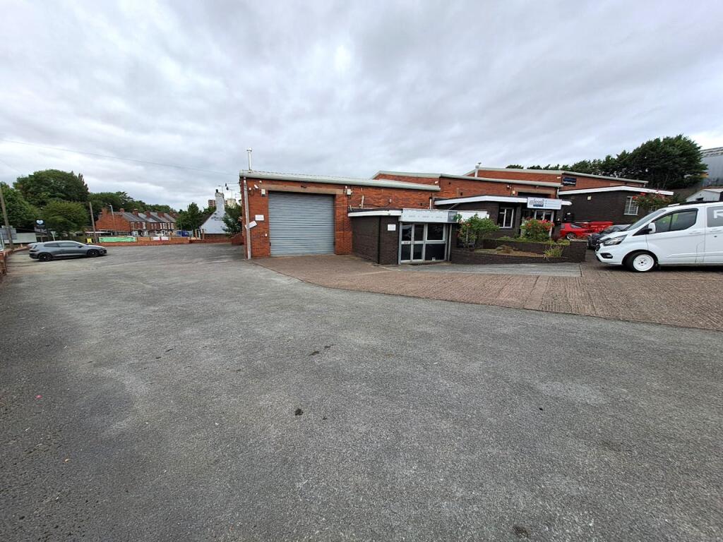 Additional property image - 10 Broadwyn Trading Estate, Waterfall Lane, Cradley Heath, B64 6PS
