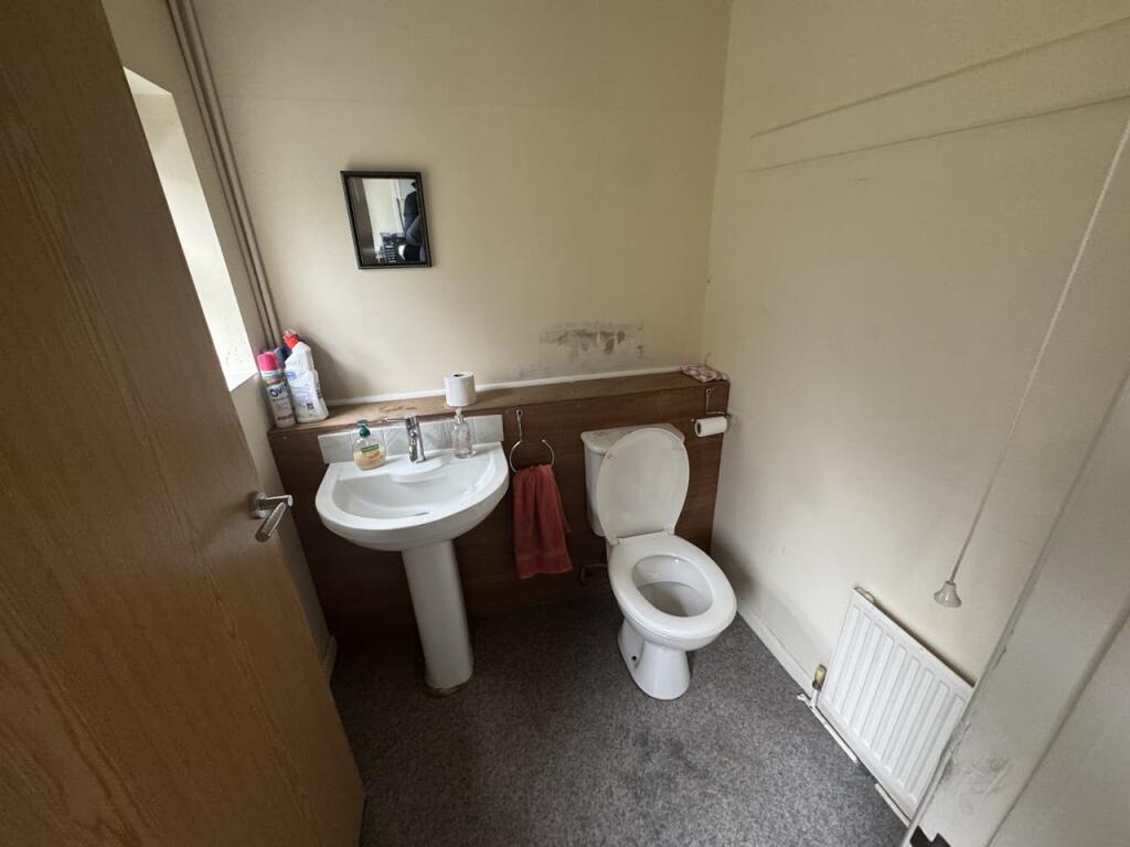 Additional property image - 966 Old Lode Lane, Solihull, West Midlands, B92 8LN