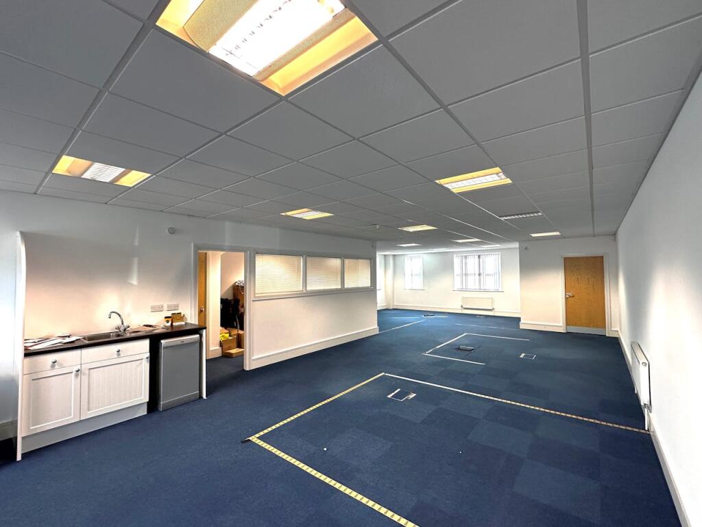 Additional property image - Unit 3 The Croft, Buntsford Gate, Bromsgrove, B60 4JE