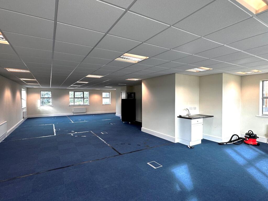 Additional property image - Unit 3 The Croft, Buntsford Gate, Bromsgrove, B60 4JE