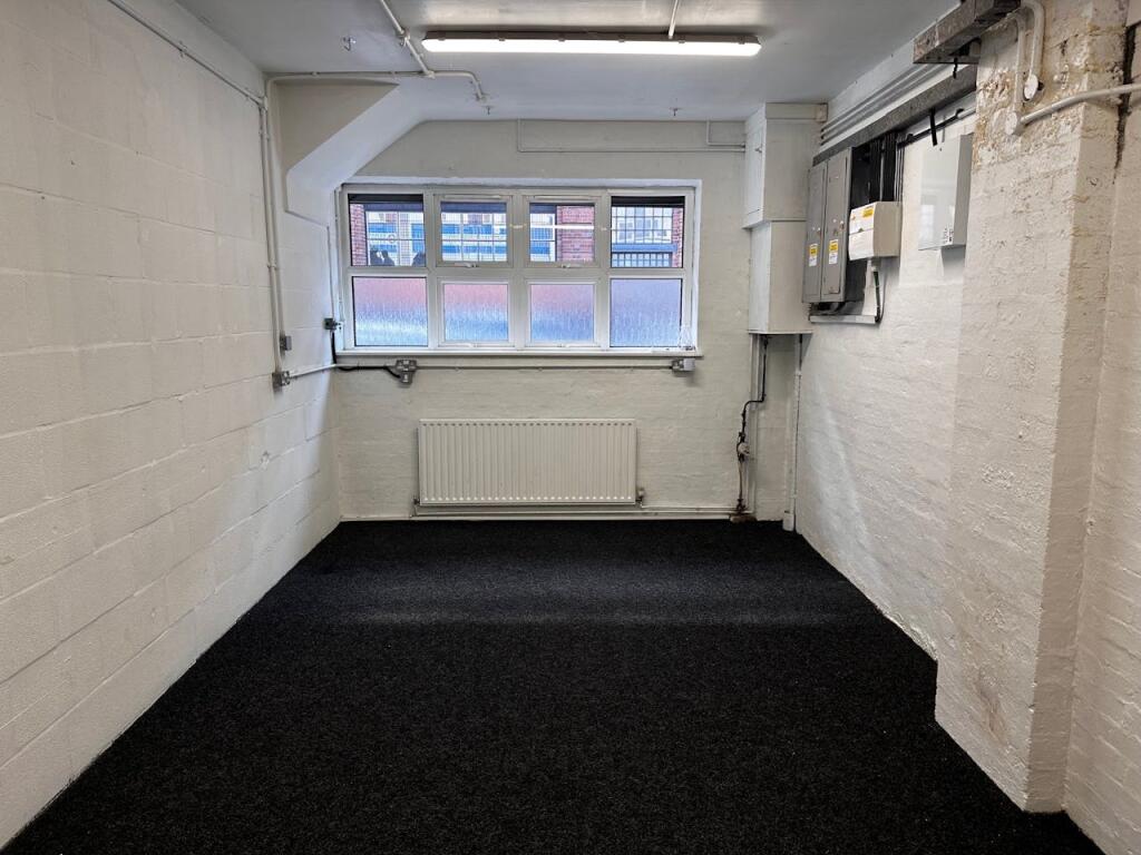 Additional property image - 114 Pope Street, Birmingham, B1 3AG