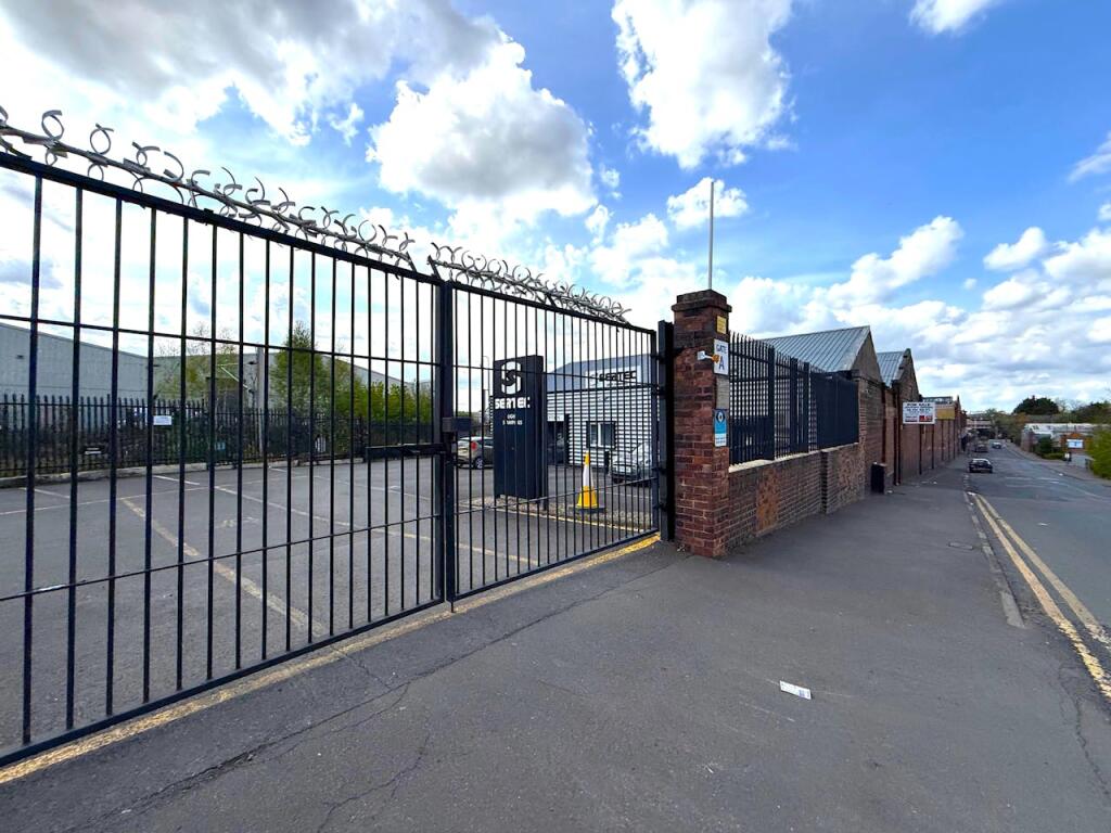 Main image of property: Essex Works, Holborn Hill, Birmingham, B6 7QT