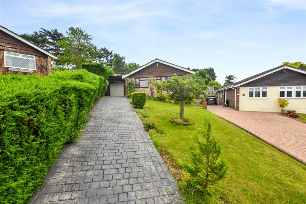 3 bedroom bungalow for sale in Shuttlemead, Bexley Village, Kent, DA5