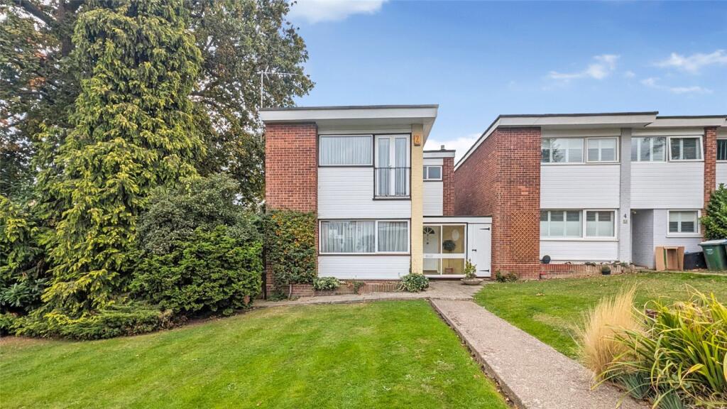 Main image of property: The South Glade, Bexley, DA5