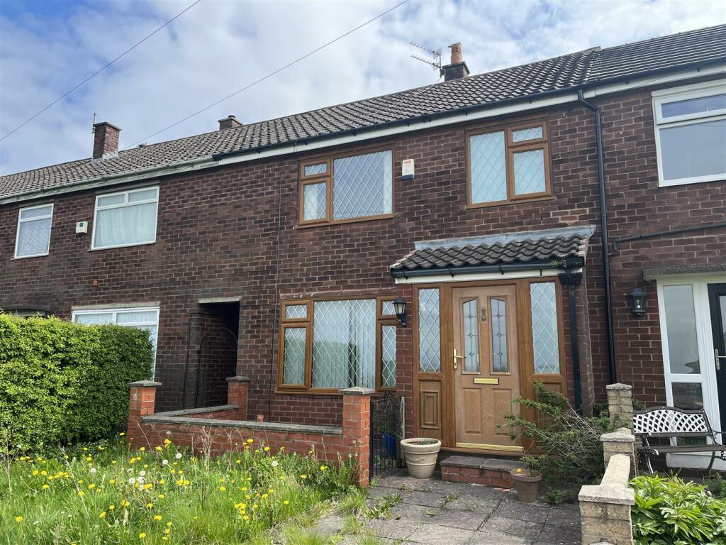 3 bedroom house for sale in Alder Close, Dukinfield, SK16