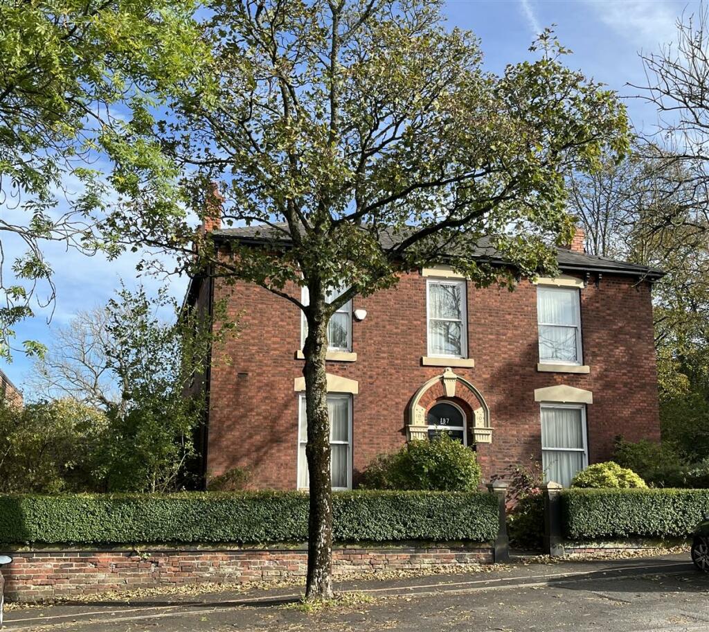 6 bedroom detached house for sale in Mottram Road, Stalybridge, SK15