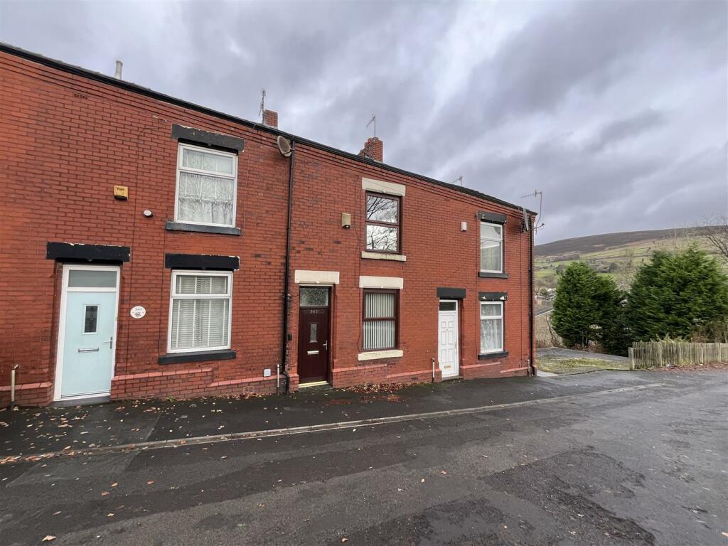 2 bedroom terraced house for sale in Huddersfield Road, Millbrook