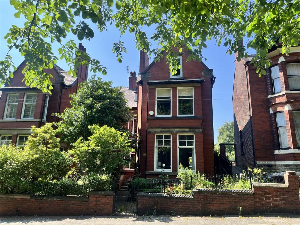Main image of property: Mellor Road, Ashton-Under-Lyne