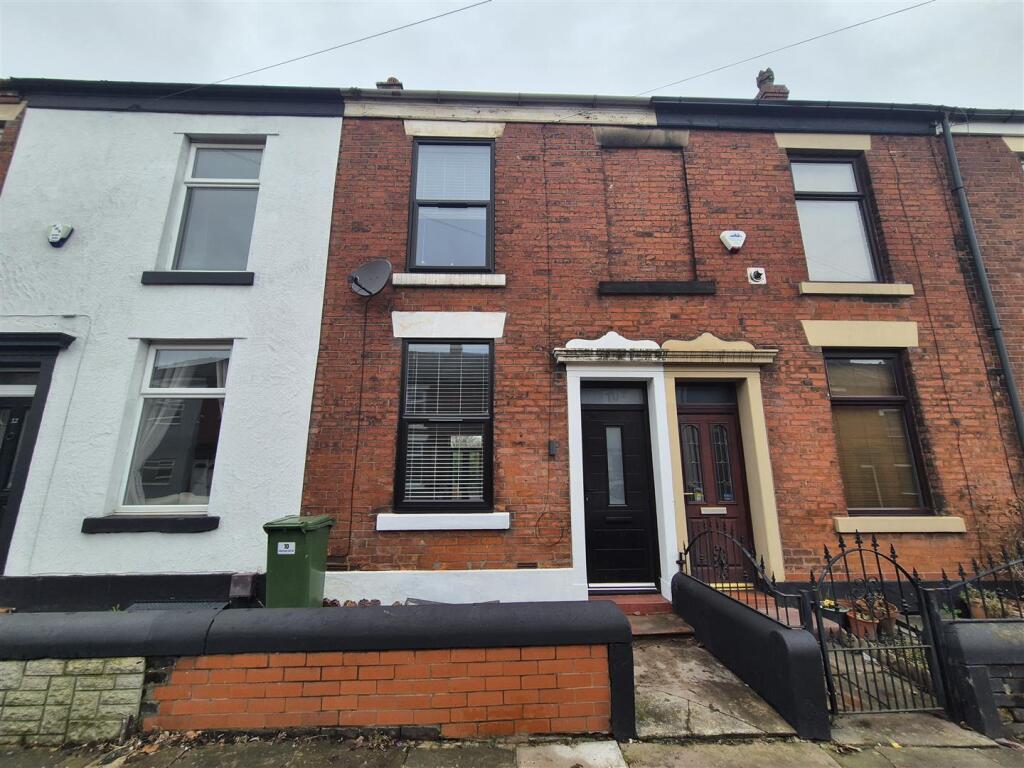 Main image of property: Cheetham Hill Road, Dukinfield