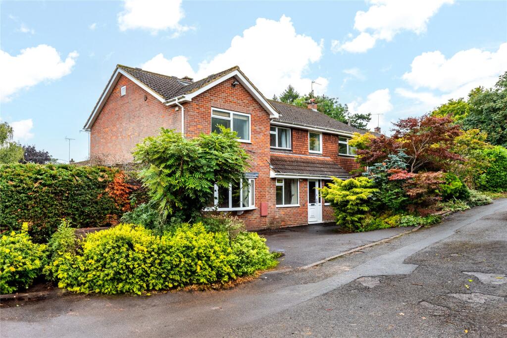 Main image of property: Longfield, Little Kingshill, Buckinghamshire, HP16
