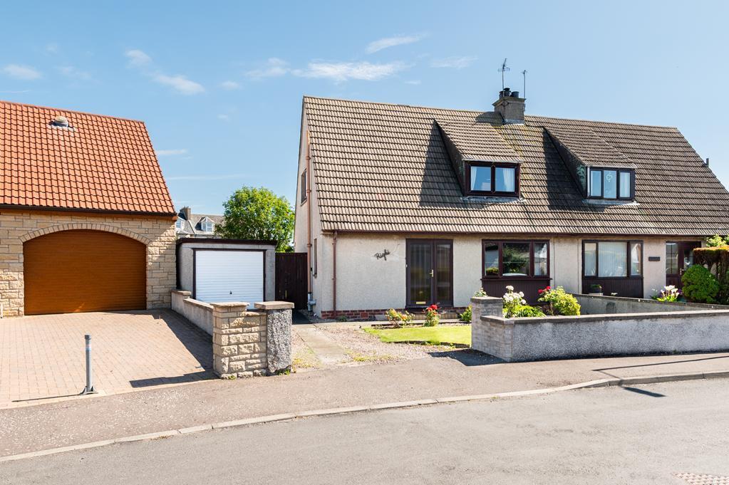 Main image of property: Queen Elizabeth Road, KY10