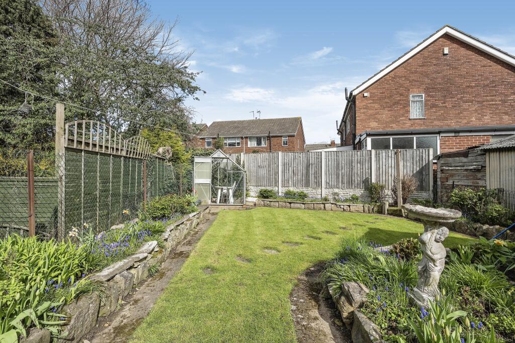 3 bedroom semidetached house for sale in Barrel Lane, Warmsworth