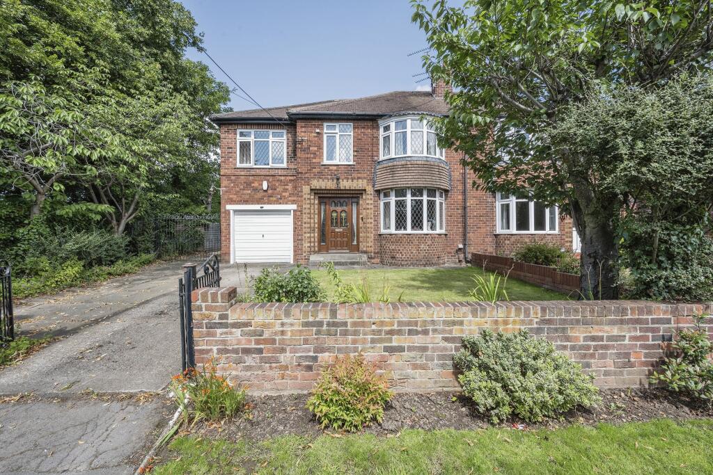 4 bedroom semidetached house for sale in Barrel Lane, Warmsworth