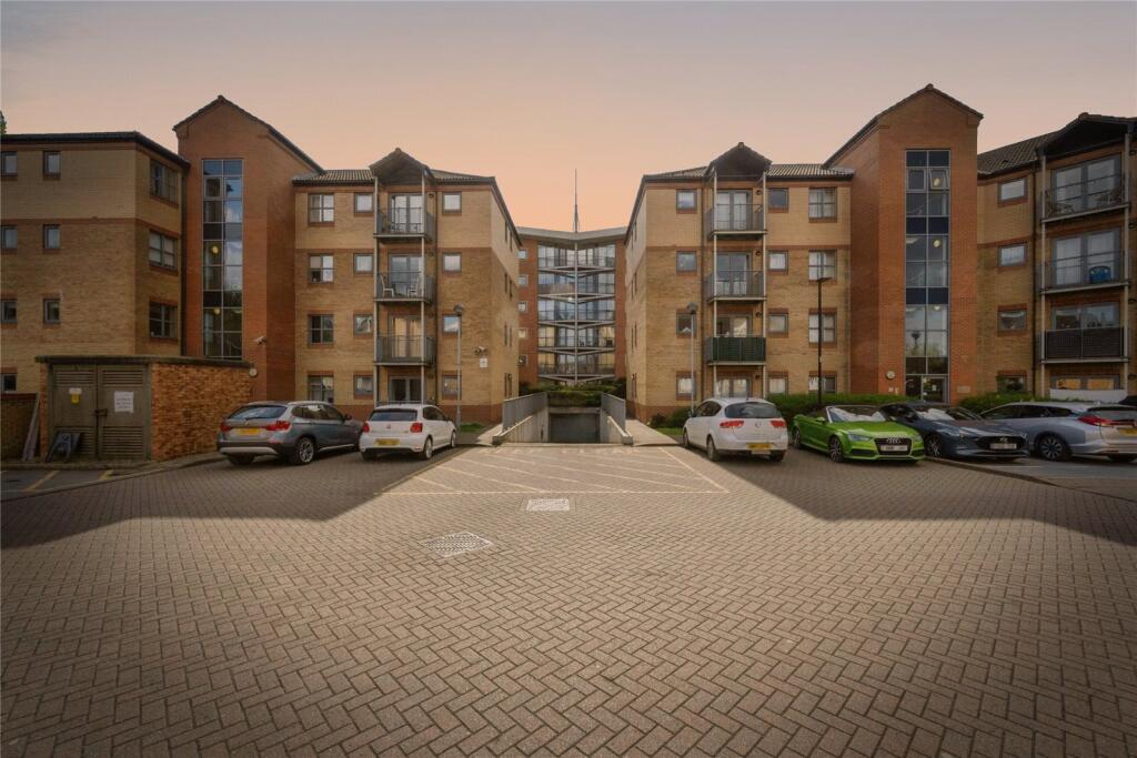 Main image of property: Kentmere Drive, Doncaster, South Yorkshire, DN4