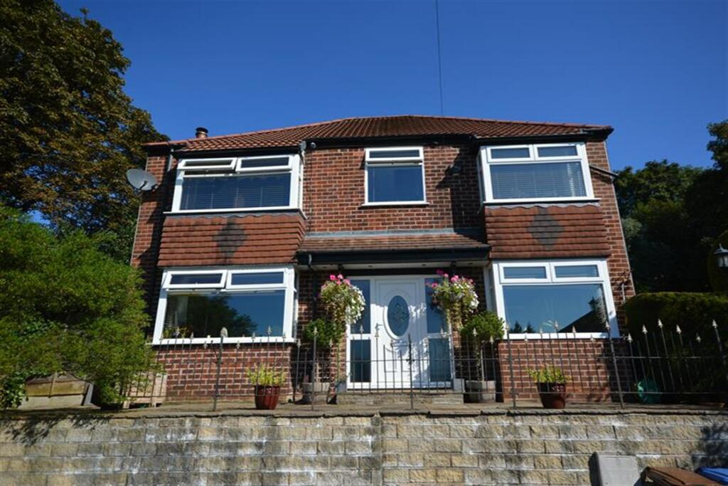 5 bedroom detached house for sale in St. Martins Avenue, Heaton Norris, SK4