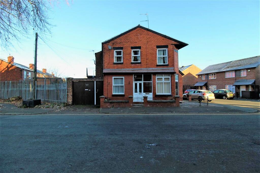 1 bedroom apartment for rent in Chapel Street, Levenshulme, Manchester, M19