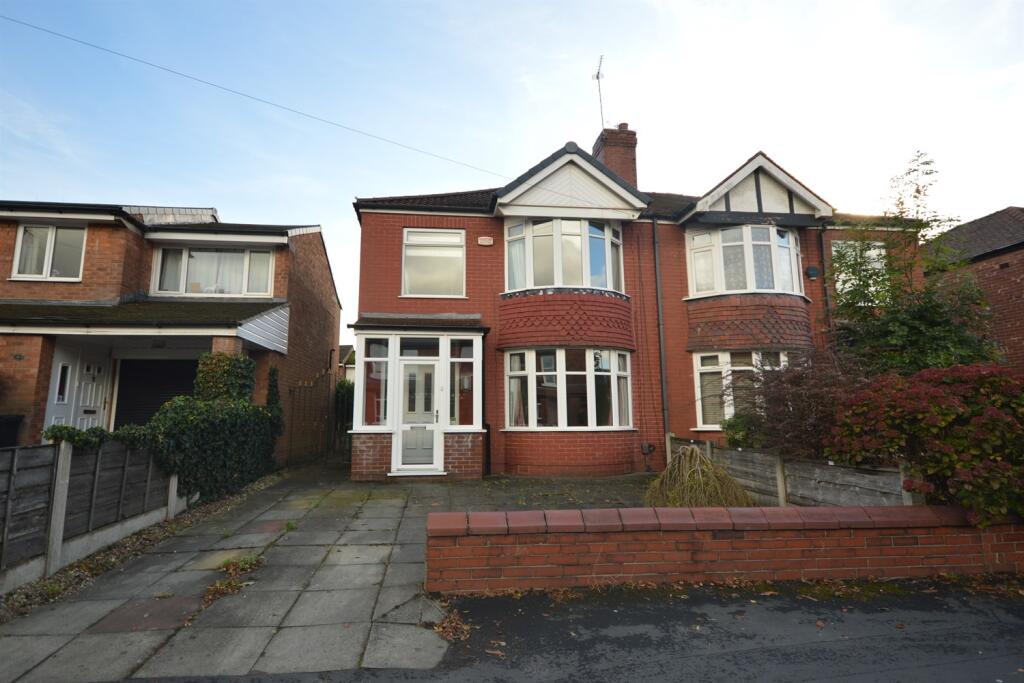 Main image of property: Green Lane, Heaton Moor