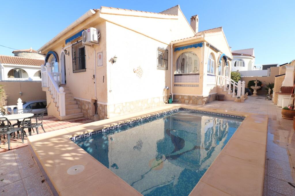 Main image of property: Benijofar