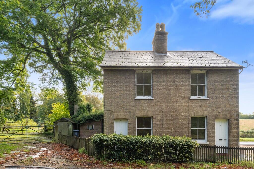 Additional property image - 1 Grange Cottages, High Wych Road, Sawbridgeworth, Hertfordshire, CM21