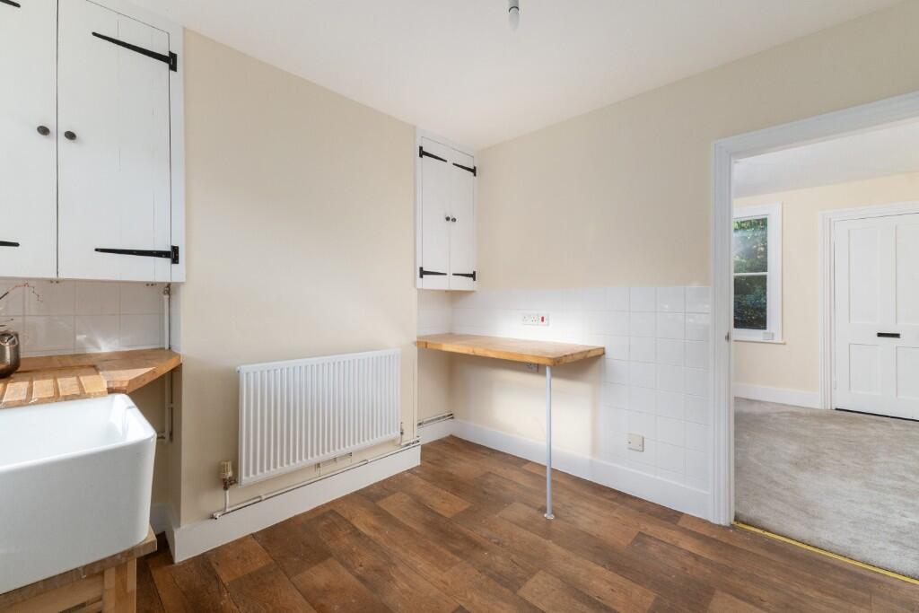 Additional property image - 1 Grange Cottages, High Wych Road, Sawbridgeworth, Hertfordshire, CM21