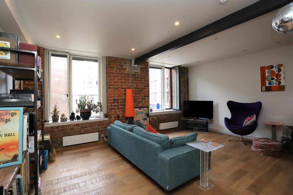Main image of property: Murrays Mills, Ancoats