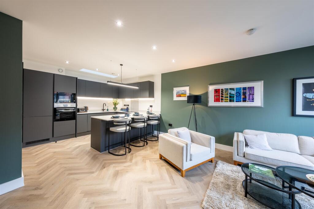 Main image of property: Ardwick Green, Manchester